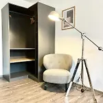 Blumenhaller Boardinghouse