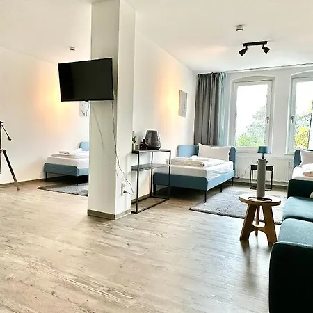 Blumenhaller Boardinghouse *